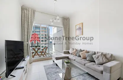Living Room image for: Apartment - 1 Bedroom - 1 Bathroom for rent in Mayfair Tower - Business Bay - Dubai, Image 1