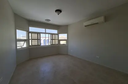 Villa - 5 Bedrooms - 5 Bathrooms for rent in Shakhbout City - Abu Dhabi