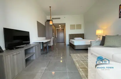 Apartment - Studio - 1 Bathroom for rent in Leonardo Residences - Masdar City - Abu Dhabi