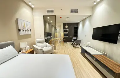 Apartment - Studio - 1 Bathroom for rent in Park View Tower - Jumeirah Village Circle - Dubai