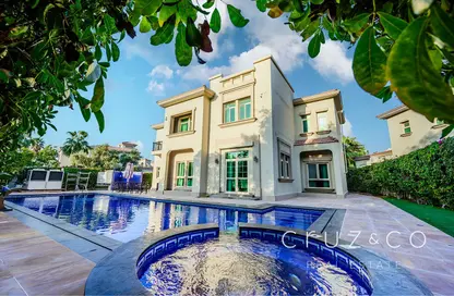 Pool image for: Villa - 4 Bedrooms - 5 Bathrooms for rent in Entertainment Foyer - Islamic Clusters - Jumeirah Islands - Dubai, Image 1