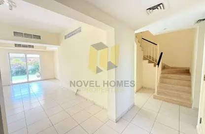 فيلا - 3 غرف نوم - 3 حمامات للايجار في الينابيع 14 - الينابيع - دبي