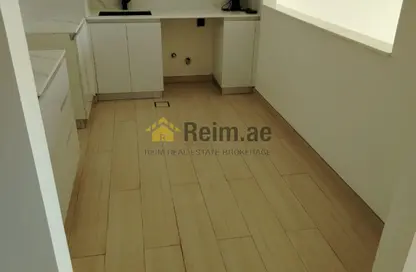 Apartment - 1 Bedroom - 2 Bathrooms for rent in Binghatti Heights - Jumeirah Village Circle - Dubai