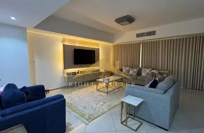 Villa - 4 Bedrooms - 6 Bathrooms for rent in Bayti Townhouses - Al Hamra Village - Ras Al Khaimah