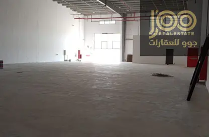 Warehouse - Studio - 1 Bathroom for rent in Umm Al Thuoob - Umm Al Quwain