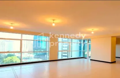 Empty Room image for: Apartment - 3 Bedrooms - 4 Bathrooms for rent in Baynuna Tower 2 - Corniche Road - Abu Dhabi, Image 1