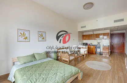 Apartment - Studio - 1 Bathroom for rent in Al Helal Al Zahaby Building 1 - Al Warsan 4 - Al Warsan - Dubai