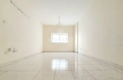 Empty Room image for: Apartment - 1 Bedroom - 2 Bathrooms for rent in Safia Tower - Al Majaz 3 - Al Majaz - Sharjah, Image 1