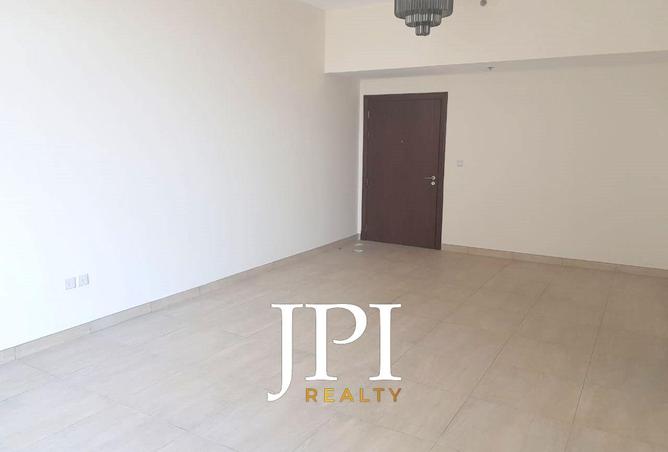 16033300 - Property Image 2