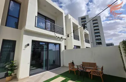 تاون هاوس - 2 غرف نوم - 3 حمامات للايجار في فيلات ماربيلا الثانية - ماربيا - ميناء العرب - راس الخيمة - رأس الخيمة