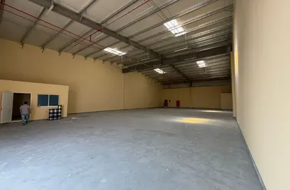 Warehouse - Studio - 1 Bathroom for rent in Al Sajaa Industrial - Al Sajaa - Sharjah