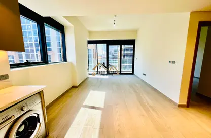 Apartment - 2 Bedrooms - 2 Bathrooms for rent in AZIZI Riviera - Meydan One - Meydan - Dubai