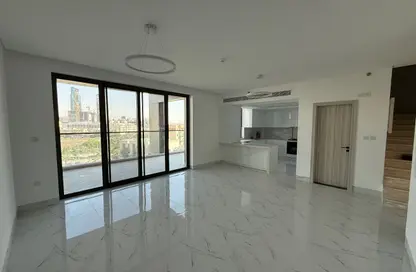 Apartment - 2 Bedrooms - 3 Bathrooms for rent in Lumina Vista Residences - Jumeirah Village Circle - Dubai