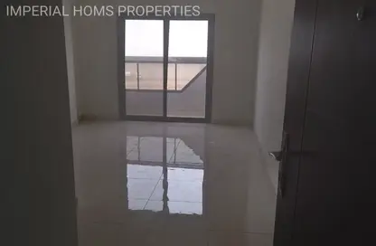 Apartment - 2 Bedrooms - 2 Bathrooms for rent in Al Jurf 2 - Al Jurf - Ajman Downtown - Ajman