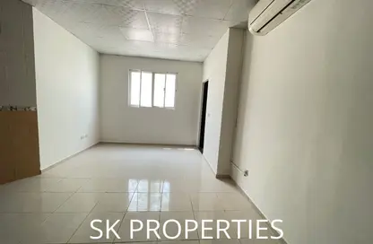 Apartment - 1 Bathroom for rent in Muweileh Community - Muwaileh Commercial - Sharjah