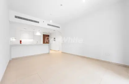 Apartment - 2 Bedrooms - 2 Bathrooms for rent in Jadeel 3 - Madinat Jumeirah Living - Umm Suqeim - Dubai
