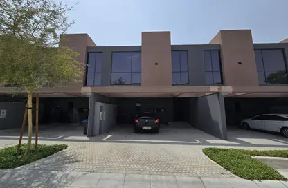 Townhouse - 4 Bedrooms - 5 Bathrooms for rent in Robinia - Masaar - Tilal City - Sharjah