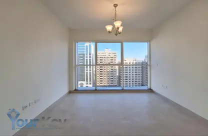 Empty Room image for: Apartment - 1 Bedroom - 2 Bathrooms for rent in Al Falah Street - City Downtown - Abu Dhabi, Image 1