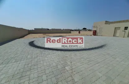 أرض - استوديو للايجار في الصجعة الصناعية - آلصجعه - الشارقة