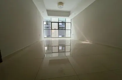 شقة - غرفة نوم - 2 حمامات للايجار في أبراج غلفا - الراشدية 1 - الراشدية - عجمان