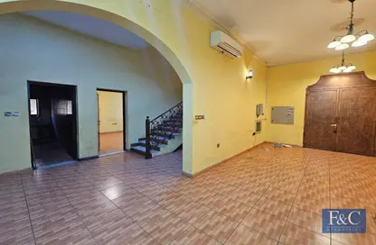 Villa - 7 Bedrooms - 4 Bathrooms for rent in Al Hanaa Centre - Al Jafiliya - Dubai