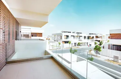 Villa - 5 Bedrooms - 6 Bathrooms for rent in West Yas - Yas Island - Abu Dhabi