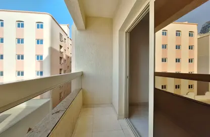 Apartment - 1 Bedroom - 2 Bathrooms for rent in Al Ghanem Business Center - Al Majaz 3 - Al Majaz - Sharjah