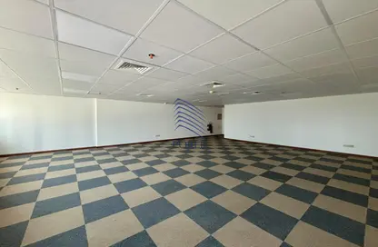 Office Space - Studio for sale in One Lake Plaza - JLT Cluster T - Jumeirah Lake Towers - Dubai Office Space - Studio for sale in One Lake Plaza - JLT Cluster T - Jumeirah Lake Towers - Dubai