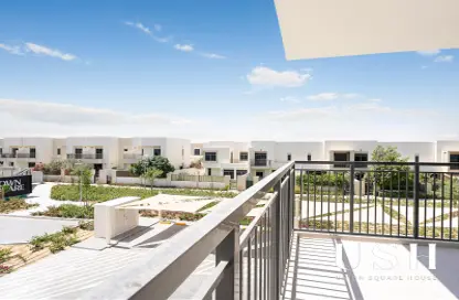 Apartment - 2 Bedrooms - 2 Bathrooms for rent in Ascot Residences - Town Square - Dubai