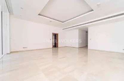 Apartment - 3 Bedrooms - 4 Bathrooms for sale in Oceana Baltic - Oceana - Palm Jumeirah - Dubai