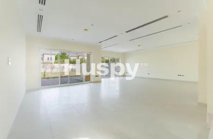 Villa - 4 Bedrooms - 5 Bathrooms for sale in Jumeirah Park Homes - Jumeirah Park - Dubai