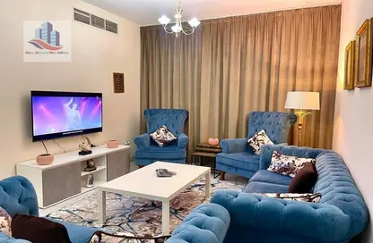 شقة - 2 غرف نوم - 2 حمامات للايجار في برج الشاهد - القصباء - الشارقة