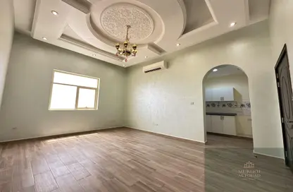 Apartment - Studio - 1 Bathroom for rent in Mohamed Bin Zayed City Villas - Mohamed Bin Zayed City - Abu Dhabi