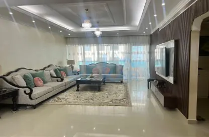 Apartment - 2 Bedrooms - 3 Bathrooms for sale in Danat Al Khan Tower - Al Khan Lagoon - Al Khan - Sharjah