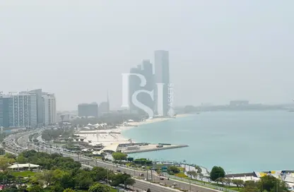 Apartment - 3 Bedrooms - 4 Bathrooms for rent in Wave tower - Corniche Road - Abu Dhabi