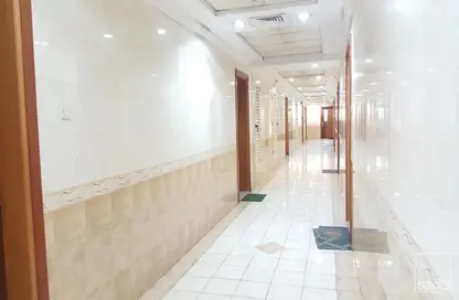 شقة - غرفة نوم - 1 حمام للايجار في المنطقة الصناعية رقم 3 - المنطقة الصناعية بالشارقة - الشارقة
