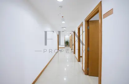 Bulk Rent Unit - Studio - 2 Bathrooms for rent in Fairmont Hotel - Sheikh Zayed Road - Dubai