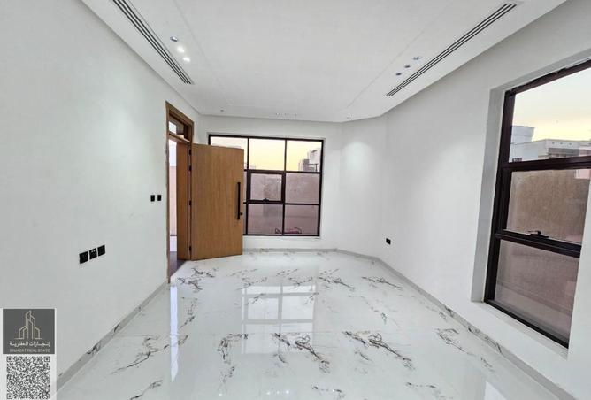 16015308 - Property Image 2