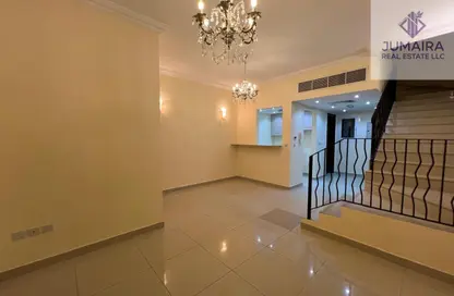 تاون هاوس - 2 غرف نوم - 2 حمامات للبيع في تاون هاوسز قرية الحمرا - قرية الحمرا - رأس الخيمة