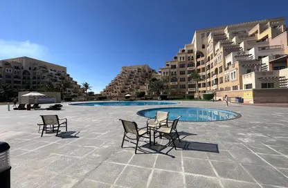 شقة - 1 حمام للايجار في فيروز - باب البحر - جزيرة المرجان - رأس الخيمة