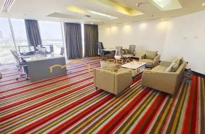 مكتب - استوديو - 1 حمام للايجار في برج كريستال - الخليج التجاري - دبي