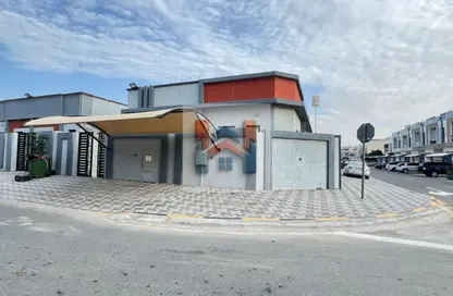 Full Floor - 3 Bedrooms - 4 Bathrooms for rent in Al Zaheya Gardens - Al Zahya - Ajman