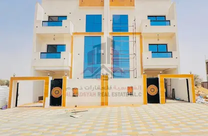 تاون هاوس - 5 غرف نوم - 7 حمامات للبيع في الحليو 2 - الحليو - عجمان