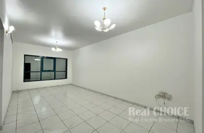 Apartment - 1 Bedroom - 2 Bathrooms for rent in Saeed Tower 1 - Saeed Towers - Sheikh Zayed Road - Dubai