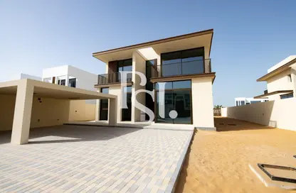 Villa - 5 Bedrooms - 4 Bathrooms for sale in Nad Al Dhabi - Al Jubail Island - Abu Dhabi