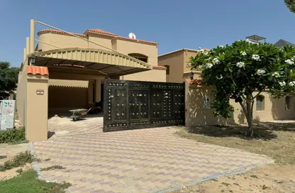 Villa - 5 Bedrooms for rent in Al Rawda 3 - Al Rawda - Ajman