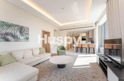 Apartment - 1 Bedroom - 2 Bathrooms for sale in The Palm Tower - Palm Jumeirah - Dubai