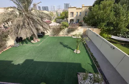 فيلا - 2 غرف نوم - 3 حمامات للايجار في الينابيع 6 - الينابيع - دبي فيلا - 2 غرف نوم - 3 حمامات للايجار في الينابيع 6 - الينابيع - دبي