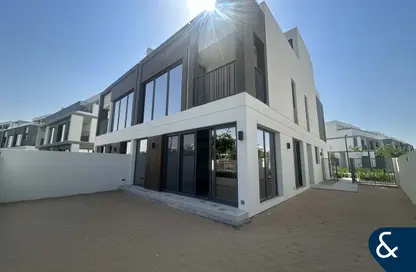 Villa - 4 Bedrooms - 5 Bathrooms for rent in Aura - Tilal Al Ghaf - Dubai