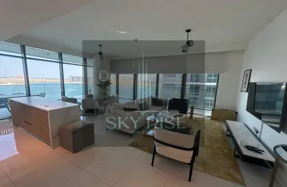 Apartment - 3 Bedrooms - 3 Bathrooms for rent in Beach Vista - EMAAR Beachfront - Dubai Harbour - Dubai